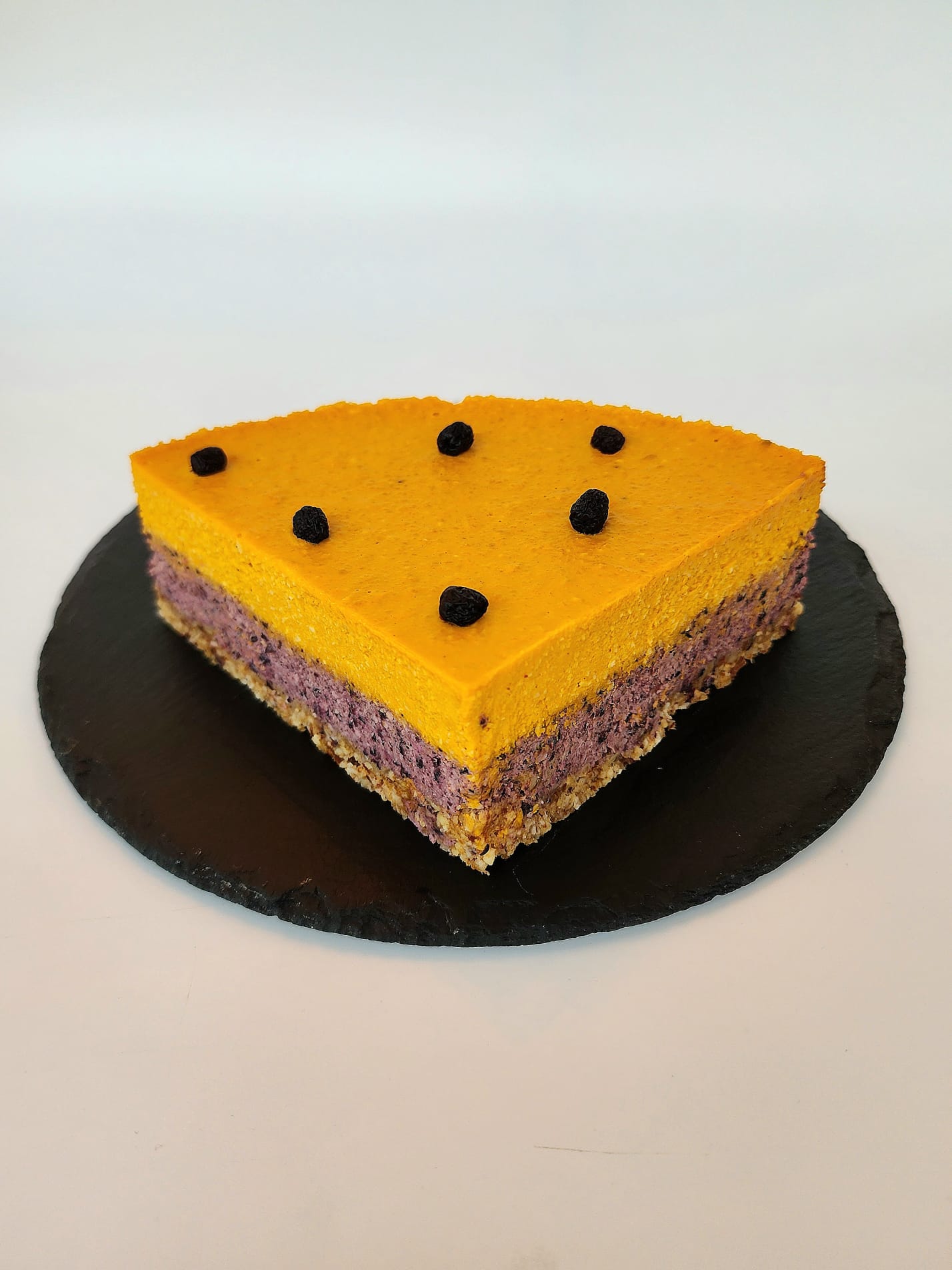 Tort Catina si Aronia Raw Vegan 2